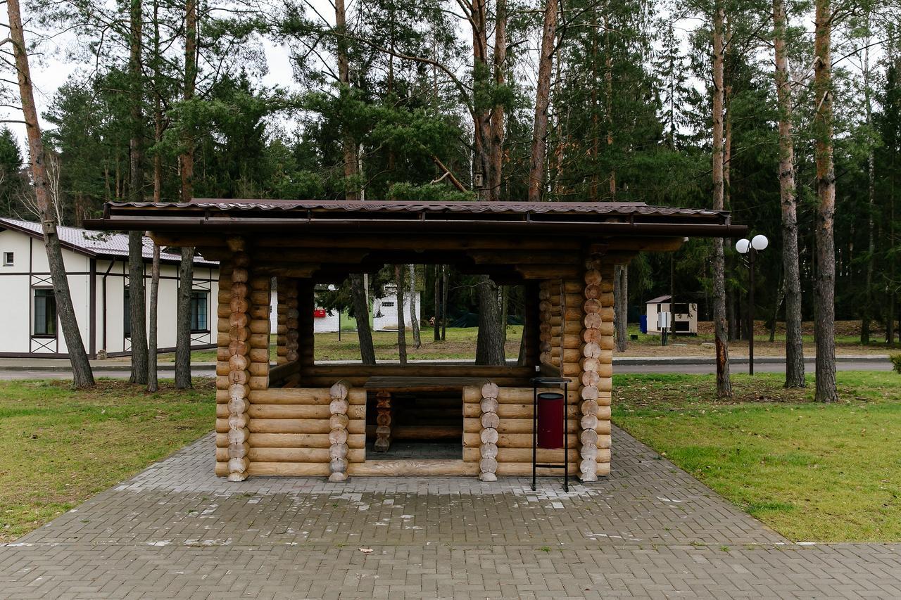 Baza Otdykha Chaika Hotell Zhodzina Eksteriør bilde